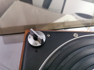 BEOGRAM 1000 TURNTABLE